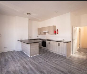 3 bedroom apartment to rent - Photo 5