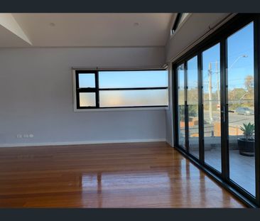 1/82 Station Street, Aspendale, Vic 3195 - Photo 4