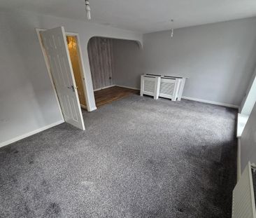 4 bedroom townhouse to rent - Photo 1