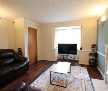 Blackshaw Drive, Coventry, CV2 2PW - Photo 2