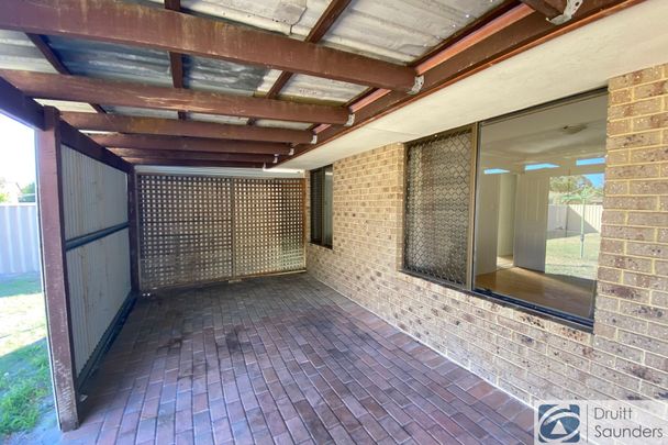 24 Jacana Parade, 6066, Ballajura Wa - Photo 1