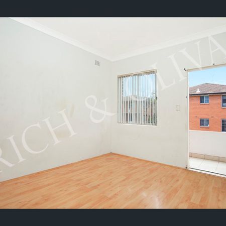 INSPECT SATURDAY 4/04 AT 11:30AM - REGISTER NOW - Photo 4