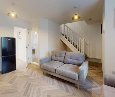 1 bedroom in a house share to rent - Photo 1