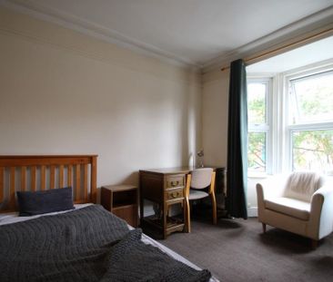 5 bedroom end of terrace house to rent - Photo 5