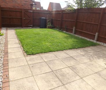 3 bedroom terraced house to rent - Photo 5