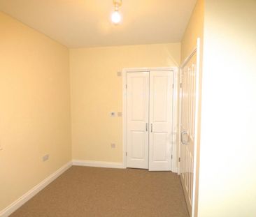 2 bedroom bungalow to rent - Photo 1