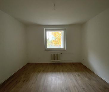 Offene Wohnküche: 3-Zimmer-Wohnung am Malvenweg frei! - Photo 6