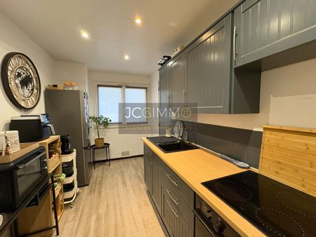 Location Appartement 2 pièces 46m² HYERES 83400 - Photo 2