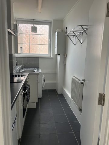 1 Bed Flat, Homerton High Street, E9 - Photo 3