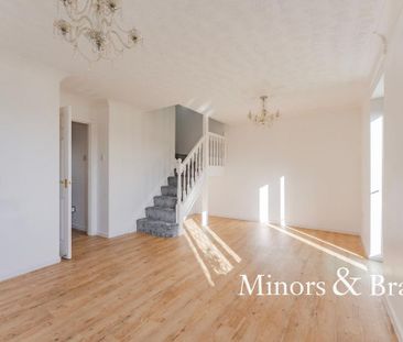 3 bedroom detached house to rent - Photo 2