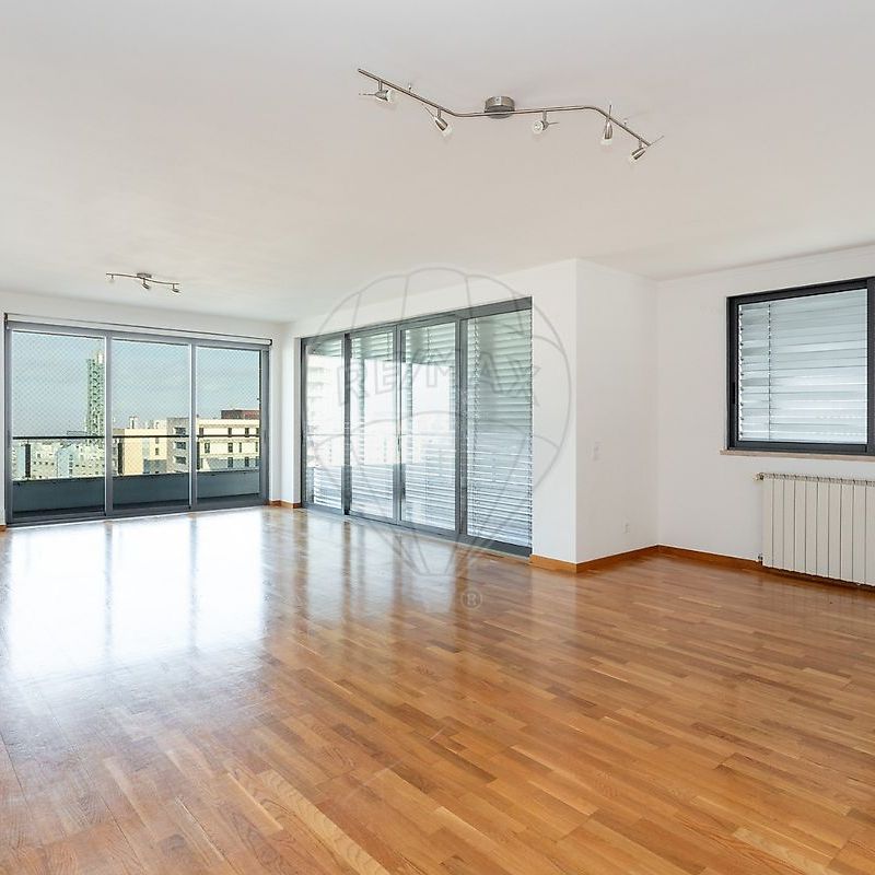 Apartamento T4 em Lisboa - Foto 1