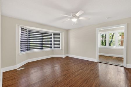 For Lease - 30 Penetang Street, Barrie, Ontario - Photo 3