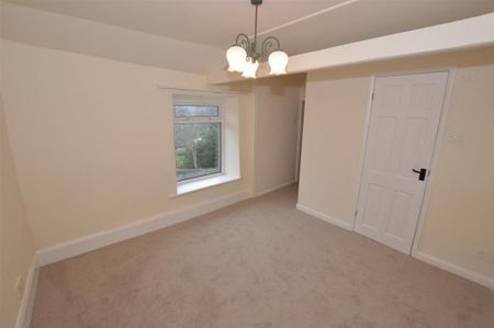 2 bedroom cottage to rent - Photo 3