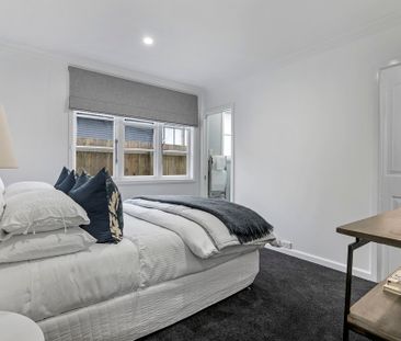 Fully Renovated Home - Photo 6