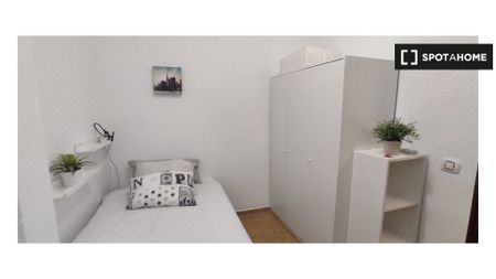 zaragoza, Aragon 50010 - Photo 2