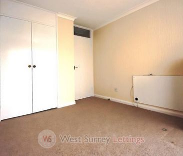 2 bedroom ground floor flat to rent - Photo 4