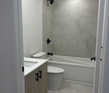 For Lease - 4878 Powers Common Unit# 119, Burlington, Ontario - Photo 4