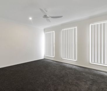 Modern Coastal Living in the Heart of Beachmere! - Photo 5