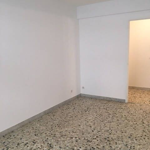 Location appartement 1 pièce 26 m² à Nice (06100) - Photo 1