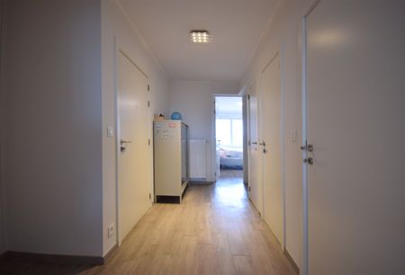 INSTAPKLAAR APPARTEMENT MET TERRAS EN GARAGE - Photo 4