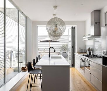 5 bedroom terraced house to rent - Photo 2