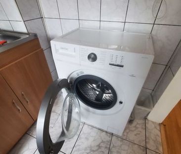 Proprietar , inchiriez garsoniera - Fotografie 3