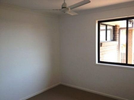 36 Village Circuit, 4740, Eimeo Qld - Photo 4