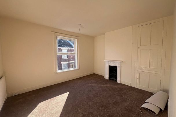 Diamond Street - Photo 1