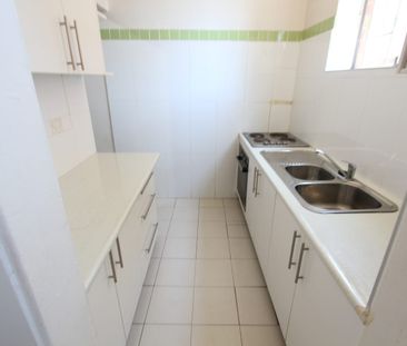 TOP LOCATION - Photo 5