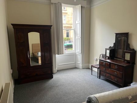 3 Bed Flat, Edinburgh, EH11 - Photo 4