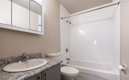 For Lease - 573 North Service Road Unit# 504, Mississauga, Ontario - Photo 3