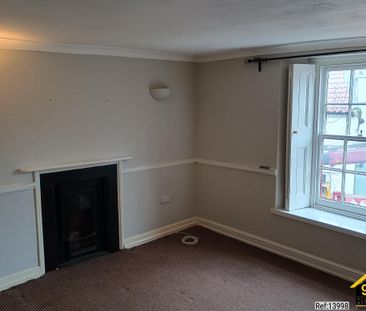 2 bed Semi-detached in The Sqaure , Banwell, BS29 6BL - Photo 2