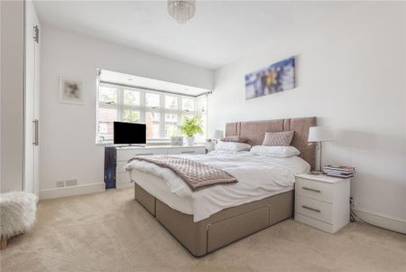 5 bedroom detached house to rent - Photo 3