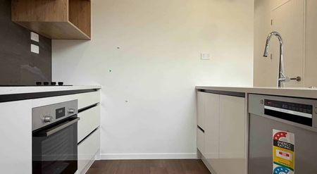 Brand New, Duplex Townhouse – Prime Henderson ... - Photo 3