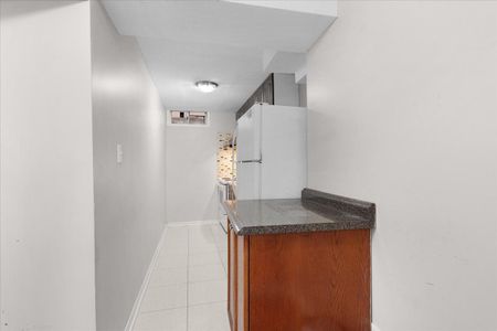 For Lease - 6581 Song Bird Crescent Unit# (Bsmt), Mississauga, Ontario - Photo 4