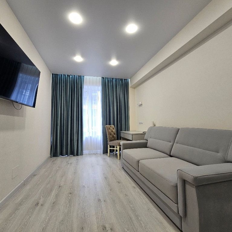 Garsoniera de inchiriat in zona Eroii Revolutiei - Photo 1