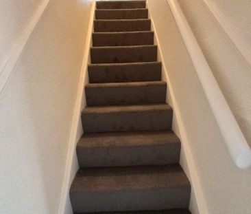 2 bedroom house to rent - Photo 1