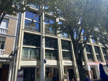 Location Appartement 2 pièces 55m² REIMS 51100 - Photo 4
