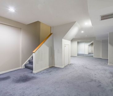 For Lease - 1134 Deer Run, Mississauga, Ontario - Photo 6