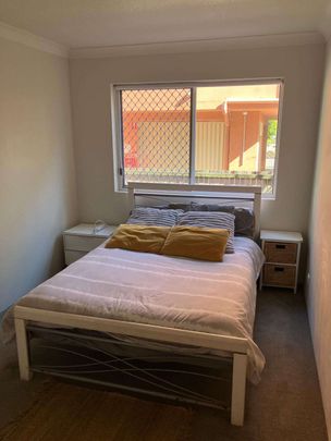 Broadbeach - Photo 1