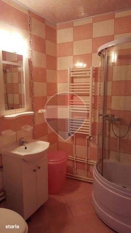 Apartament 3 camere · Podul Roș · Vedere Palas & Palatul Culturii - Fotografie 5