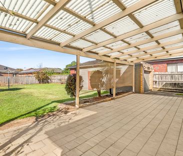 28 Bayview Road, Glenroy VIC 3046 - Photo 4