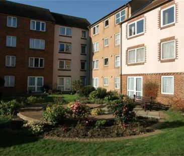 1 bedroom retirement property to rent - Photo 3