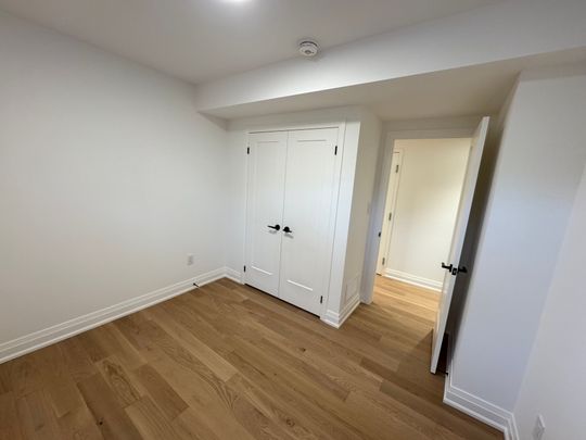 For Lease - 1 Random Street, Toronto, Ontario - Photo 1