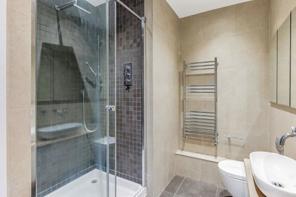 3 Bedroom Flat To Let - Photo 1