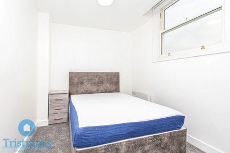 2 bed Apartment for Rent - Photo 5