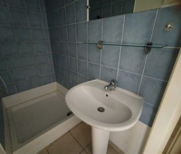 Location appartement 1 pièce - 20m² à Cavaillon (84300) - Photo 3