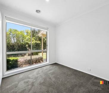 Fabulous 3 Bedroom Updated Townhouse - Photo 6