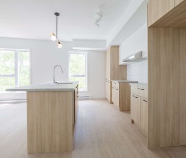 301 · 3e étage - Photo 6