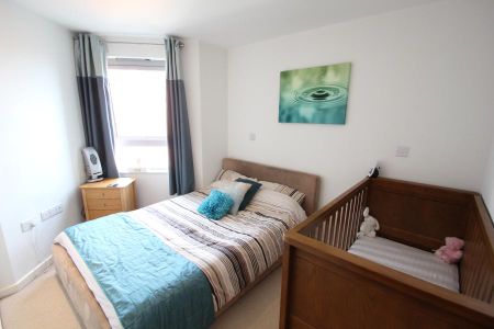 Church Street East, Woking, Surrey, GU21 - Photo 3